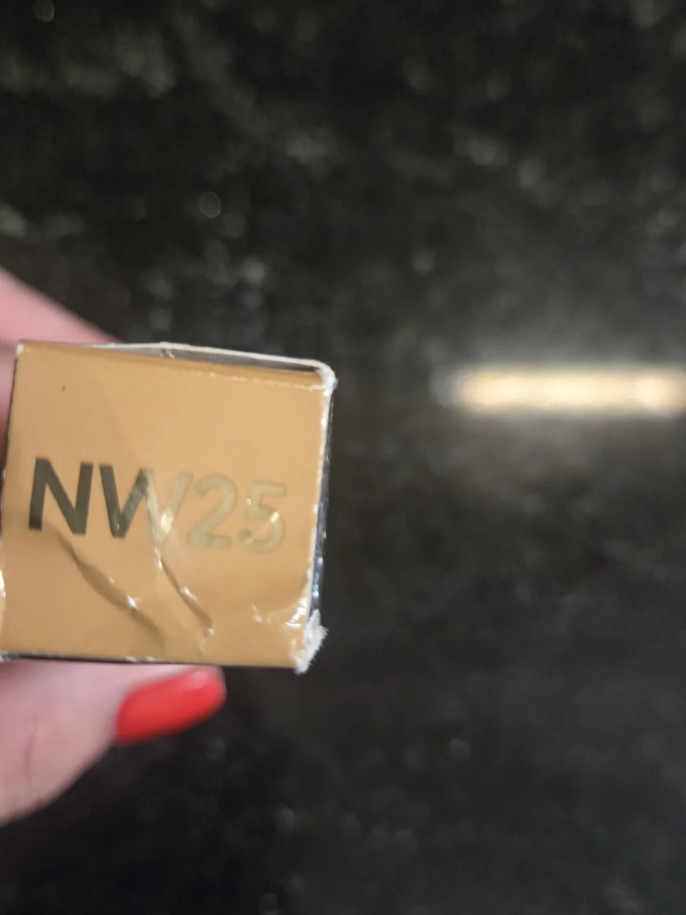 MAC Cosmetics Studio Radiance Concealer - Cilor NW25